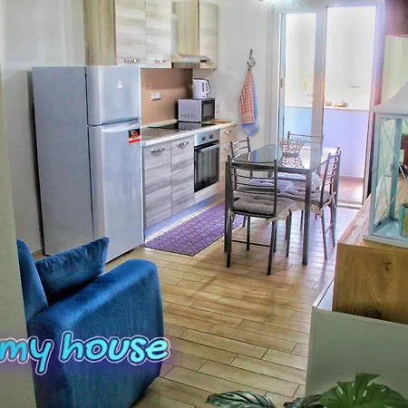 Tommy House Калазетта