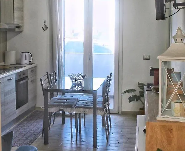 Апартаменты Tommy House *