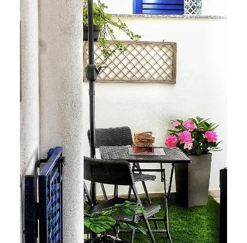 Tommy House Апартаменты *