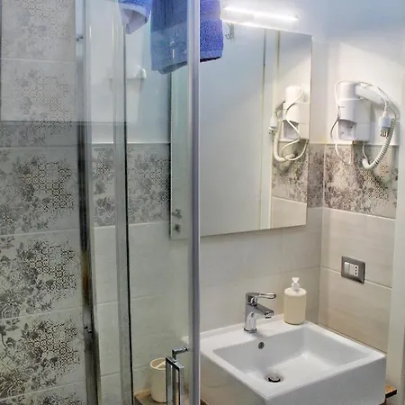 Tommy House Calasetta